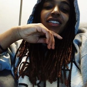 Meet your Posher, Ebonee